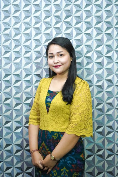 Ni Luh Putu Yusi Haryathi, Amd.Keb., S.KM